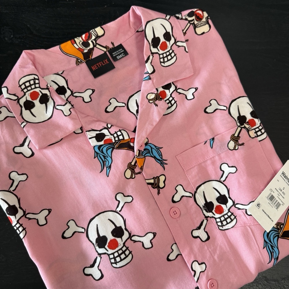 Netflix Mens S Pink Buggy Skull Pirate Clown Graphic‎ Shirt One Piece Button Up